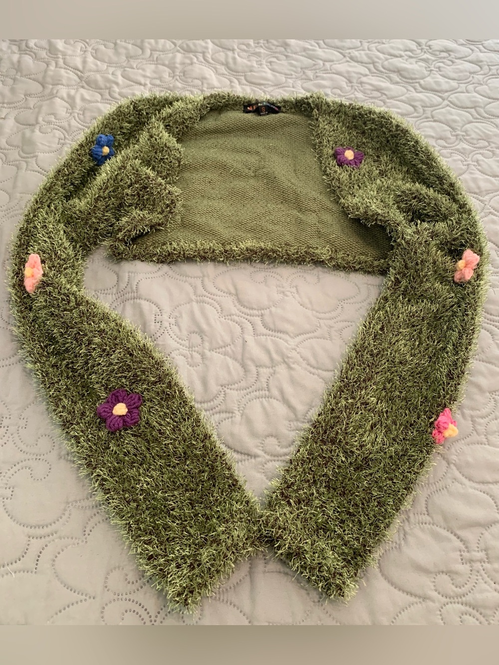 dELiA*s Dollskill Shaggy Fuzzy Moss Green Crop Shrug Bolero Floral Cardigan S - Picture 8 of 13